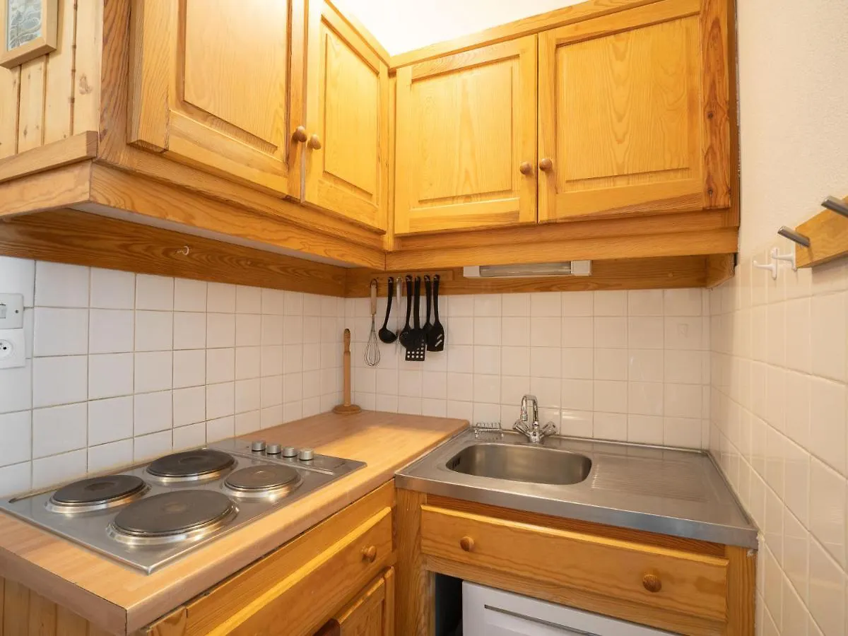 Apartment Les Lauzes C19 By Interhome Saint-Martin-de-Belleville France