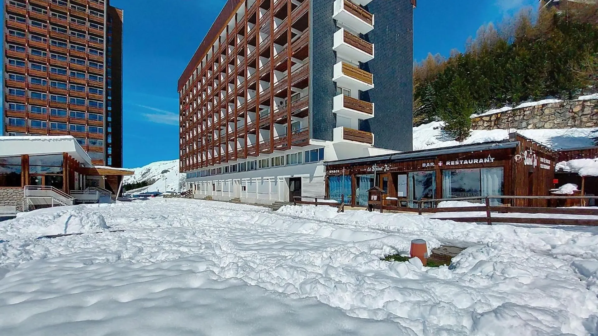 Apartment Les Lauzes C19 By Interhome Saint-Martin-de-Belleville